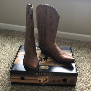 Old West Distressed Leather cowgirl boots